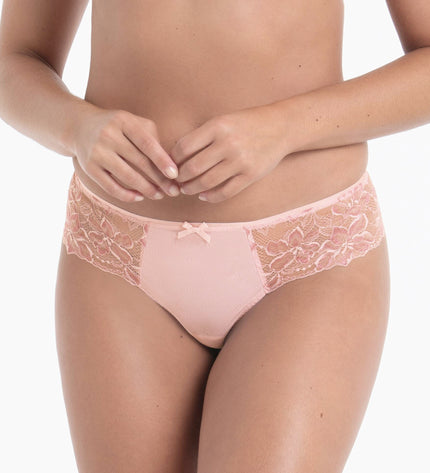 Rosa Faia Shorty Suzette wild rose