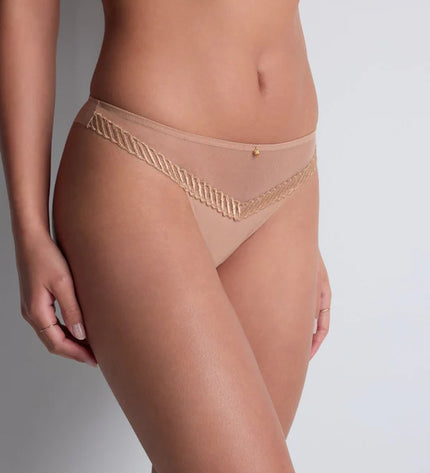 Aubade String Sheer Emotion sand
