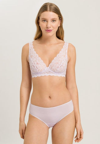 Hanro Tank Top Moments