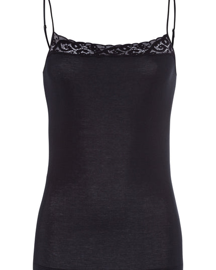 Hanro Spaghetti Top Moments