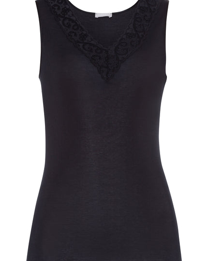 Hanro Tank Top Moments