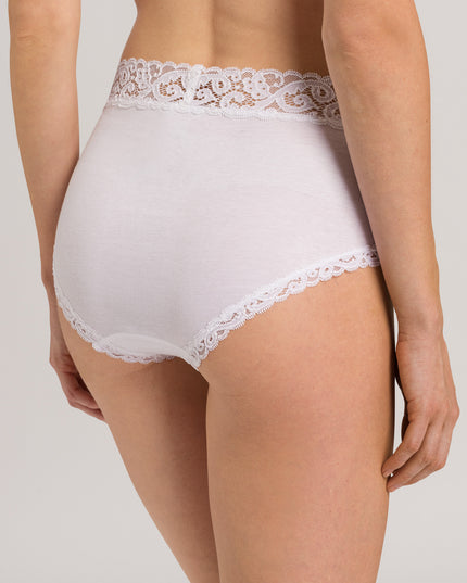 Hanro Maxi Slip Moments