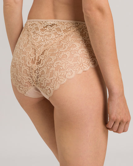 Hanro Midi Slip Moments