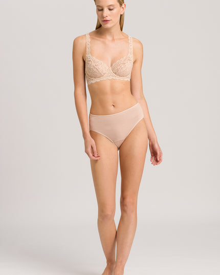 Hanro Midi Slip Moments