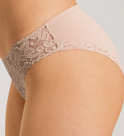 Hanro Mini Slip Moments