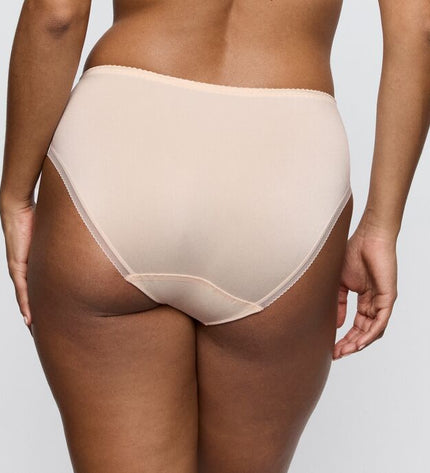 Prima Donna Taillenslip Monterrey venus