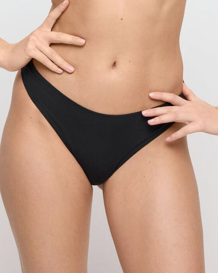 Marie Jo String Tom smile😊