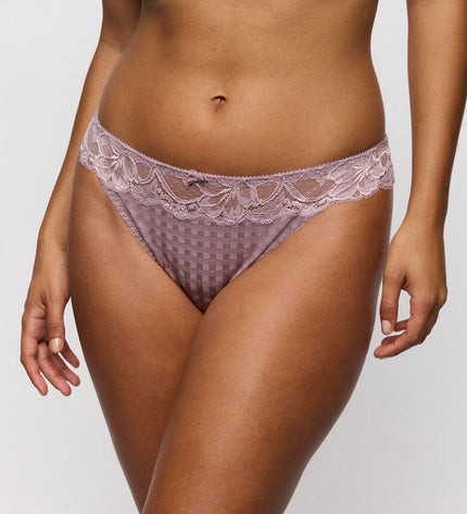 Prima Donna Madison String, colore sabbia delicata.