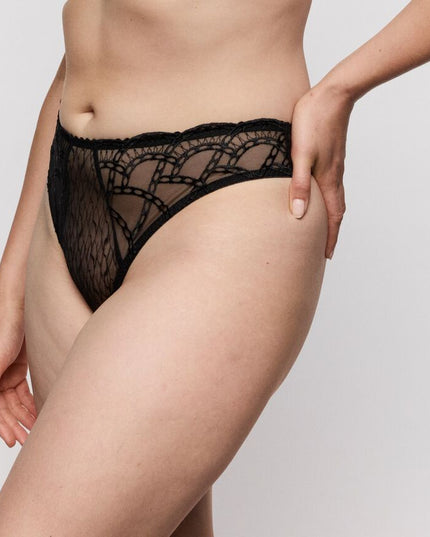 Primadonna String Naica schwarz