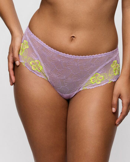 Primadonna Luxus String Ixia wisteria