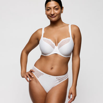 Primadonna String Osino weiss