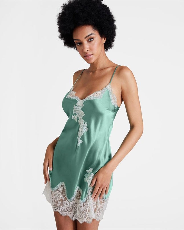 Aubade Negligee aus Seide sauge