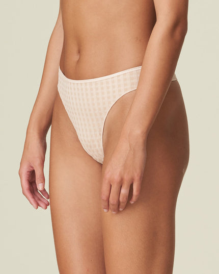 marie-jo-string-breit-avero-caffe_3