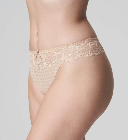 prima-donna-madison-string-caffe_3