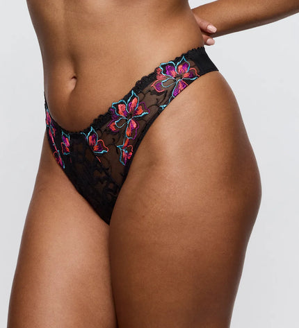 Prima Donna String Miyara floral eclipse