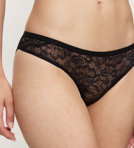 Triumph Brazilian Slip Amourette Charm schwarz